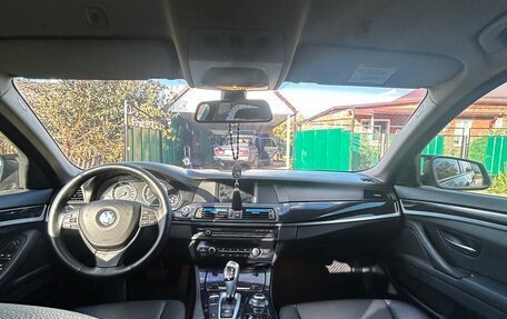 BMW 5 серия, 2012 год, 1 950 000 рублей, 13 фотография