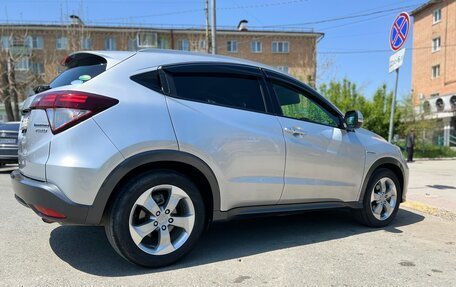 Honda Vezel, 2014 год, 1 850 000 рублей, 4 фотография