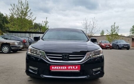 Honda Accord IX рестайлинг, 2013 год, 6 фотография