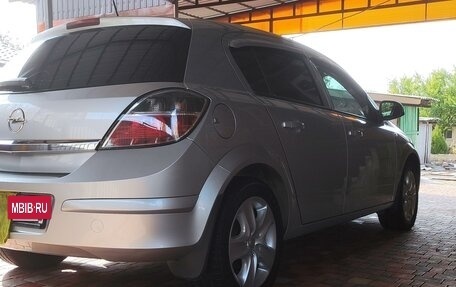 Opel Astra H, 2011 год, 870 000 рублей, 6 фотография