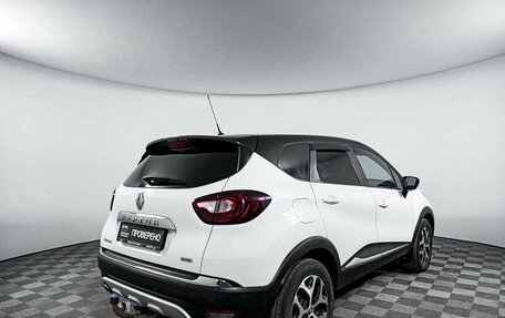 Renault Kaptur I рестайлинг, 2017 год, 1 760 000 рублей, 5 фотография