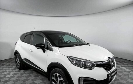 Renault Kaptur I рестайлинг, 2017 год, 1 760 000 рублей, 3 фотография