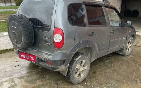 Chevrolet Niva I рестайлинг, 2016 год, 765 000 рублей, 6 фотография