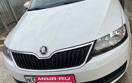 Skoda Rapid I, 2018 год, 1 200 000 рублей, 5 фотография