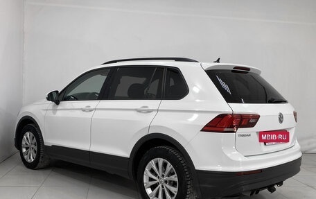 Volkswagen Tiguan II, 2020 год, 2 450 000 рублей, 4 фотография