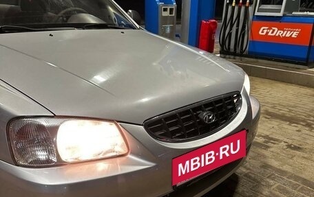 Hyundai Accent II, 2003 год, 350 000 рублей, 3 фотография