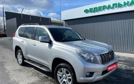 Toyota Land Cruiser Prado 150 рестайлинг 2, 2012 год, 3 100 000 рублей, 1 фотография