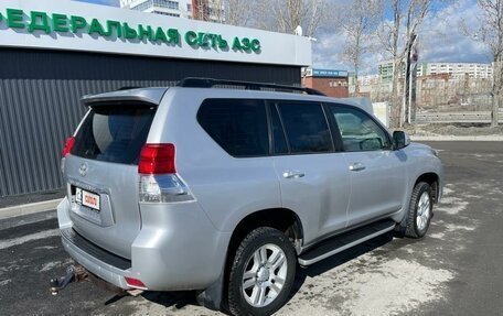 Toyota Land Cruiser Prado 150 рестайлинг 2, 2012 год, 3 100 000 рублей, 3 фотография