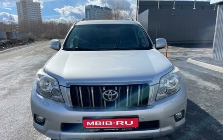 Toyota Land Cruiser Prado 150 рестайлинг 2, 2012 год, 3 100 000 рублей, 8 фотография