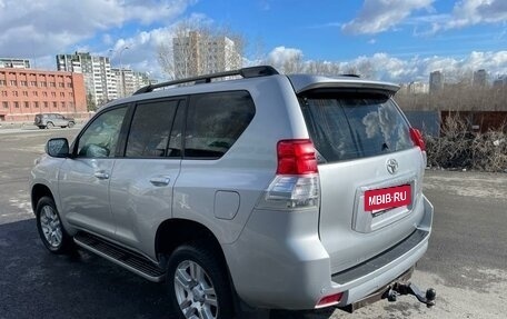 Toyota Land Cruiser Prado 150 рестайлинг 2, 2012 год, 3 100 000 рублей, 5 фотография