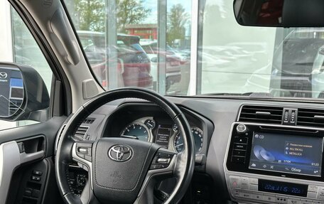 Toyota Land Cruiser Prado 150 рестайлинг 2, 2019 год, 5 825 000 рублей, 15 фотография