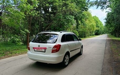 Skoda Fabia II, 2009 год, 620 000 рублей, 2 фотография