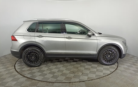 Volkswagen Tiguan II, 2017 год, 3 214 000 рублей, 4 фотография