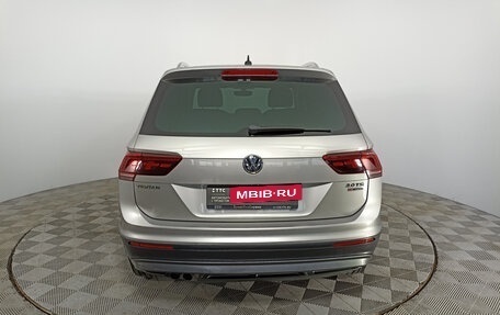 Volkswagen Tiguan II, 2017 год, 3 214 000 рублей, 6 фотография