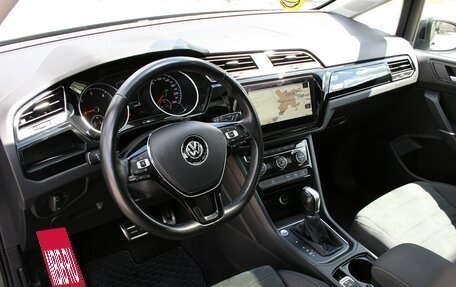 Volkswagen Touran III, 2019 год, 2 420 000 рублей, 12 фотография