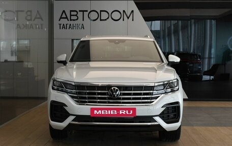 Volkswagen Touareg III, 2022 год, 9 540 000 рублей, 2 фотография