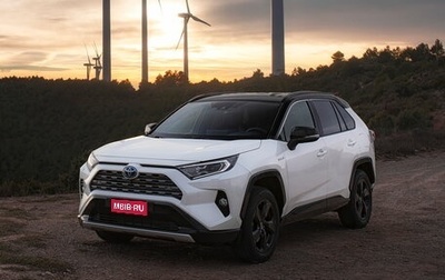 Toyota RAV4, 2019 год, 3 900 000 рублей, 1 фотография