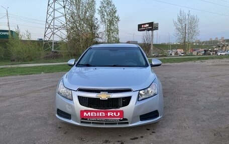 Chevrolet Cruze II, 2009 год, 598 000 рублей, 2 фотография