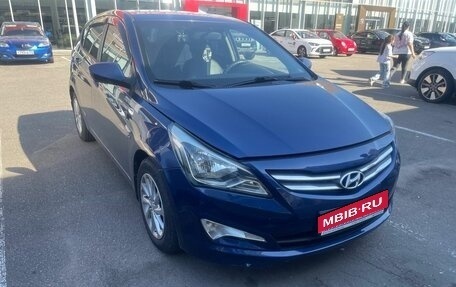 Hyundai Solaris II рестайлинг, 2015 год, 1 290 000 рублей, 1 фотография