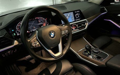 BMW 3 серия, 2019 год, 3 200 000 рублей, 15 фотография