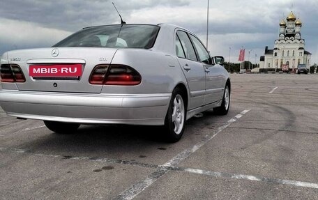 Mercedes-Benz E-Класс, 2002 год, 570 000 рублей, 5 фотография