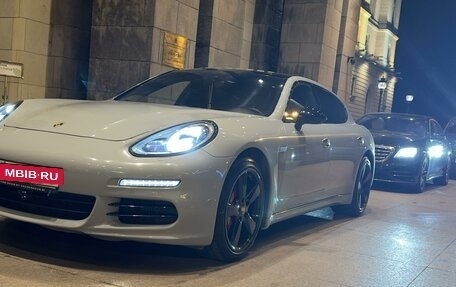 Porsche Panamera II рестайлинг, 2013 год, 4 800 000 рублей, 18 фотография