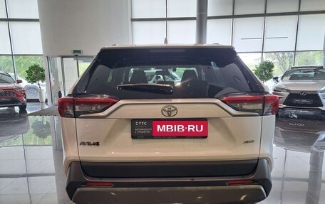 Toyota RAV4, 2021 год, 4 559 000 рублей, 6 фотография