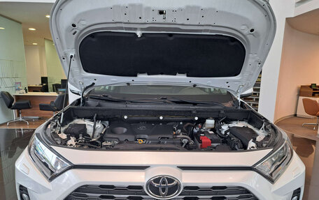 Toyota RAV4, 2021 год, 4 559 000 рублей, 9 фотография