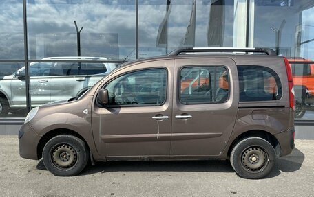 Renault Kangoo II рестайлинг, 2012 год, 700 000 рублей, 3 фотография