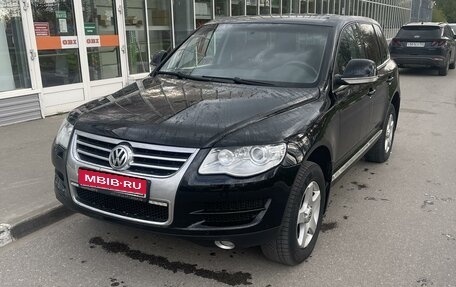 Volkswagen Touareg III, 2007 год, 1 970 000 рублей, 1 фотография