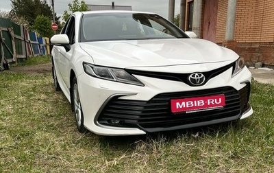 Toyota Camry, 2021 год, 3 405 000 рублей, 1 фотография