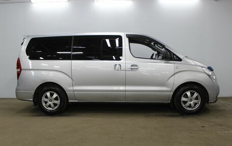 Hyundai Grand Starex Grand Starex I рестайлинг 2, 2010 год, 1 550 000 рублей, 6 фотография