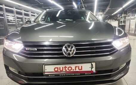 Volkswagen Passat B8 рестайлинг, 2017 год, 3 350 000 рублей, 4 фотография