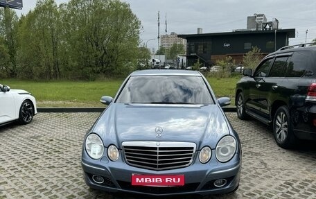 Mercedes-Benz E-Класс, 2003 год, 850 000 рублей, 1 фотография