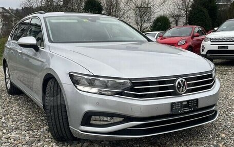 Volkswagen Passat B8 рестайлинг, 2020 год, 2 450 000 рублей, 2 фотография