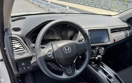 Honda Vezel, 2021 год, 1 523 000 рублей, 12 фотография