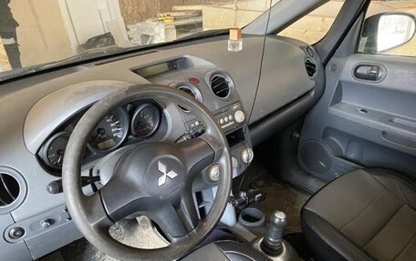 Mitsubishi Colt VI рестайлинг, 2007 год, 370 000 рублей, 3 фотография