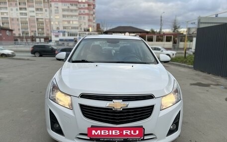 Chevrolet Cruze II, 2013 год, 865 000 рублей, 2 фотография