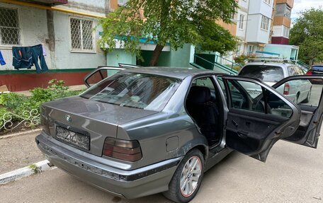 BMW 3 серия, 1992 год, 270 000 рублей, 6 фотография