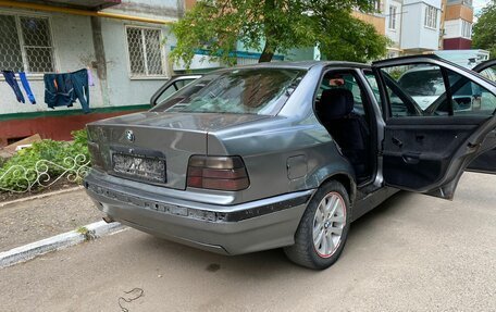 BMW 3 серия, 1992 год, 270 000 рублей, 7 фотография