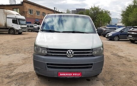 Volkswagen Transporter T5 рестайлинг, 2011 год, 1 800 000 рублей, 1 фотография