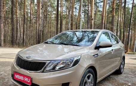 KIA Rio III рестайлинг, 2014 год, 1 000 000 рублей, 1 фотография