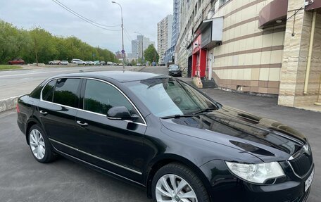 Skoda Superb III рестайлинг, 2009 год, 1 550 000 рублей, 2 фотография