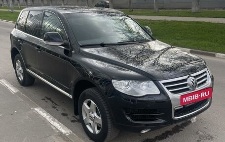 Volkswagen Touareg III, 2007 год, 1 970 000 рублей, 3 фотография