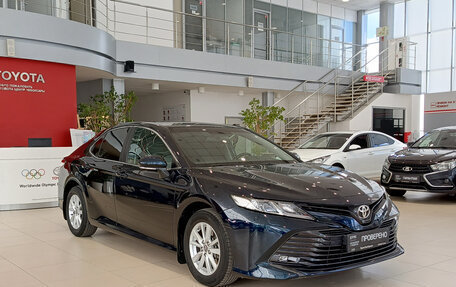 Toyota Camry, 2019 год, 3 317 000 рублей, 3 фотография