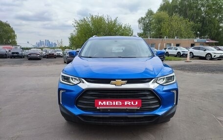 Chevrolet Tracker, 2022 год, 1 999 000 рублей, 2 фотография