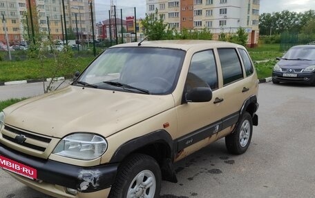 Chevrolet Niva I рестайлинг, 2004 год, 340 000 рублей, 2 фотография