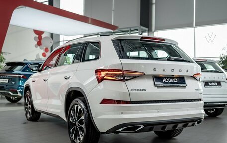 Skoda Kodiaq I, 2023 год, 5 500 000 рублей, 7 фотография