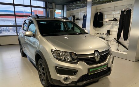 Renault Sandero II рестайлинг, 2016 год, 900 000 рублей, 3 фотография