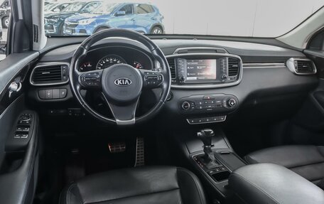 KIA Sorento III Prime рестайлинг, 2017 год, 2 999 000 рублей, 6 фотография